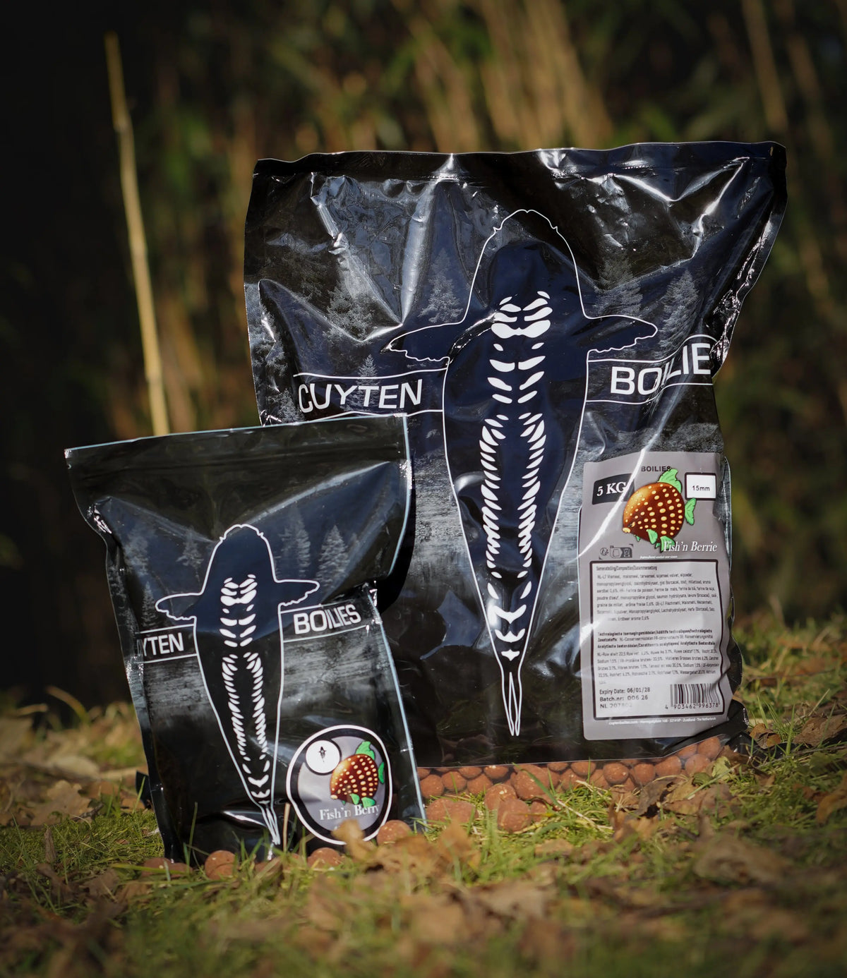 Fish'n Berry boilies van Cuyten Boilies voor karpervissen