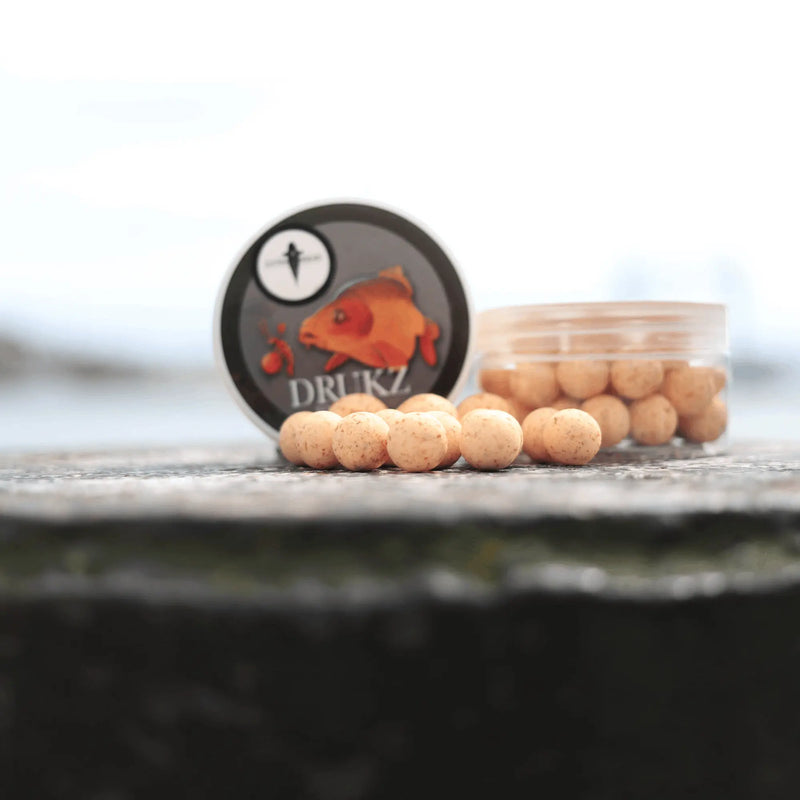 Drukz pop-ups van Cuyten Boilies voor karpervissen